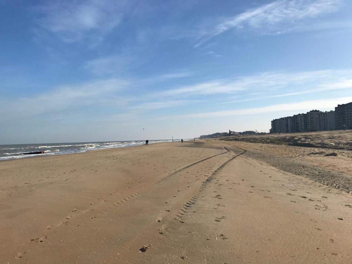 Happy Stay By Anais - 20M To Beach De Panne Bagian luar foto