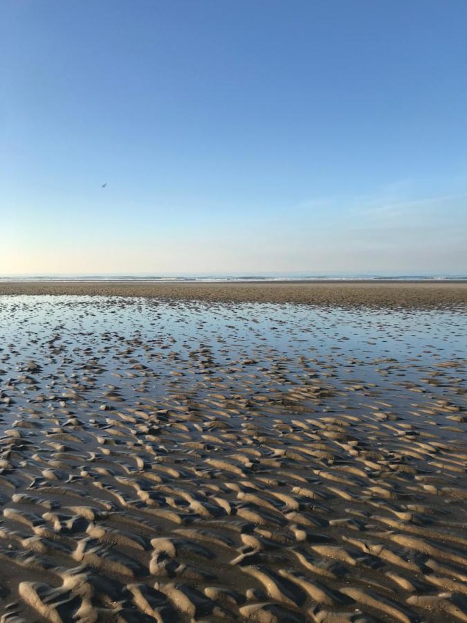 Happy Stay By Anais - 20M To Beach De Panne Bagian luar foto